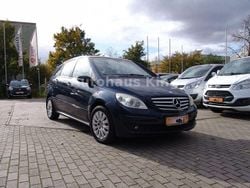 Grau Gebraucht 2006 Mercedes B200 Van / Kleinbus | 3.990 € (Fairer Preis)
