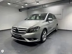Polarsilber lack Gebraucht 2014 Mercedes B200 Sport Van / Kleinbus | 14.490 € (Fairer Preis)