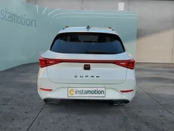 Weiß Gebraucht 2023 Cupra Leon Kombi | 26.601 € (Superpreis)
