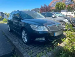 Schwarz Gebraucht 2013 Skoda Octavia Kombi | 5.000 € (Guter Preis)