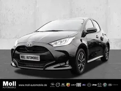Schwarz Gebraucht 2023 Toyota Yaris Hybrid Team Kleinwagen | 19.980 € (Guter Preis)