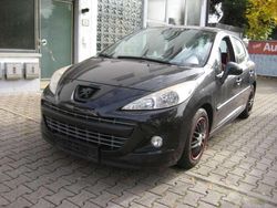 Schwarz Gebraucht 2011 Peugeot 207 Urban Move Limousine | 2.990 € (Fairer Preis)