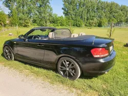 Schwarz Gebraucht 2011 BMW 118 Cabriolet Advantage Cabrio | 10.900 € (Fairer Preis)