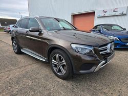 Citrinbraun metalliclack (metallic) Gebraucht 2018 Mercedes GLC250 SUV | 29.990 € (Etwas zu teuer)