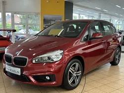 Rot Gebraucht 2015 BMW 218 Active Tourer Sport Line Van / Kleinbus | 18.950 €