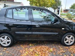 Schwarz Gebraucht 2007 Kia Picanto Kleinwagen | 2.100 € (Fairer Preis)