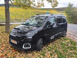 Schwarz Gebraucht 2019 Citroën Berlingo Shine Van / Kleinbus | 12.000 € (Guter Preis)