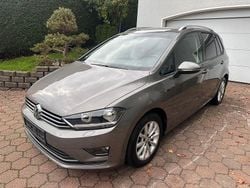 Grau Gebraucht 2015 VW Golf Sportsvan LOUNGE Van / Kleinbus | 10.490 € (Fairer Preis)