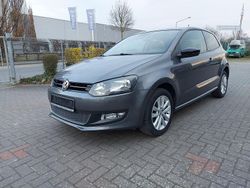 Grau Gebraucht 2012 VW Polo Style Limousine | 6.200 € (Fairer Preis)