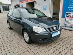 Grau Gebraucht 2005 VW Polo Sportline Kleinwagen | 1.499 € (Etwas zu teuer)