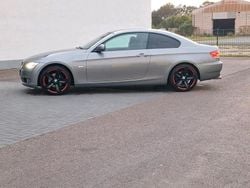 Grau Gebraucht 2010 BMW 320 Coupé | 9.750 € (Etwas zu teuer)