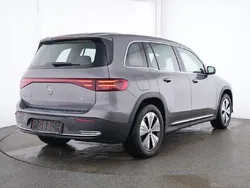 Mountaingrau Gebraucht 2024 Mercedes EQB300 Progressive SUV | 36.880 € (Fairer Preis)
