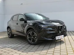 Schwarz Neu 2025 Alfa Romeo GT Junior SUV | 37.990 € (Fairer Preis)