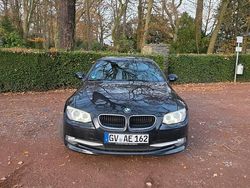 Schwarz Gebraucht 2025 BMW 318 Cabrio | 6.900 €