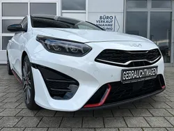 Deluxweiß Gebraucht 2022 Kia ProCeed 2 Kleinwagen | 26.790 € (Guter Preis)