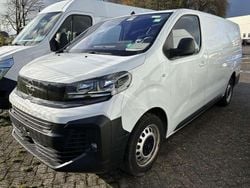 Kaolin weiß Gebraucht 2024 Opel Vivaro S Van / Kleinbus | 25.490 € (Fairer Preis)