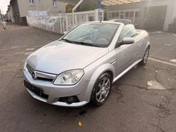Silber Gebraucht 2009 Opel Tigra Edition Cabrio | 2.990 € (Fairer Preis)
