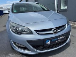 Blau Gebraucht 2016 Opel Astra Exklusiv Kombi | 6.990 € (Fairer Preis)