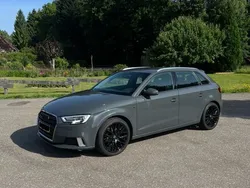 Schwarz Gebraucht 2019 Audi A3 Sportback S-Line Limousine | 15.450 € (Superpreis)