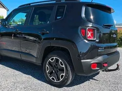 Schwarz Gebraucht 2015 Jeep Renegade Trailhawk SUV | 13.700 € (Fairer Preis)