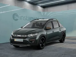 Grün Gebraucht 2024 Dacia Jogger Extreme Van / Kleinbus | 23.090 € (Etwas zu teuer)