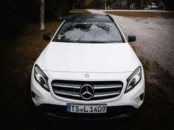Weiß Gebraucht 2014 Mercedes GLA220 Urban SUV | 17.000 € (Superpreis)
