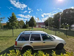 Silber Gebraucht 2001 VW Bora Limousine | 900 € (Fairer Preis)