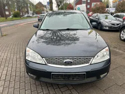 Grau Gebraucht 2006 Ford Mondeo Futura Kombi | 990 € (Superpreis)