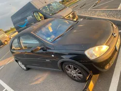 Schwarz Gebraucht 2001 Opel Corsa Coupé | 500 € (Superpreis)