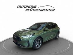 Bursting green Neu 2025 Ford Kuga ST-Line SUV | 37.490 € (Superpreis)