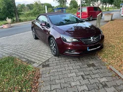 Rot Gebraucht 2013 Opel Cascada Innovation Cabrio | 10.400 € (Fairer Preis)