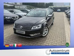 Schwarz (metallic) Gebraucht 2012 VW Passat Alltrack Kombi | 13.990 € (Fairer Preis)