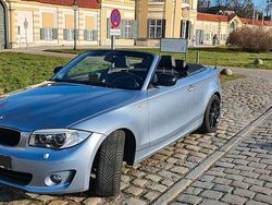 Blau Gebraucht 2012 BMW 118 Cabriolet Cabrio | 13.200 € (Teuer)