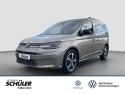 Beige (mojave beige metallic) Gebraucht 2021 VW Caddy Move Van / Kleinbus | 23.535 € (Teuer)