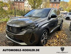 Lackierung platiniumgrau/metallic klarl (metallic) Gebraucht 2023 Peugeot 3008 Allure SUV | 27.680 € (Fairer Preis)