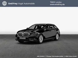 Schwarz Neu 2025 BMW 520 M Sport Kombi | 88.120 €