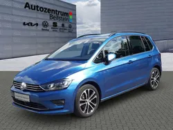 Blau Gebraucht 2016 VW Golf Sportsvan Allstar Van / Kleinbus | 12.990 € (Fairer Preis)