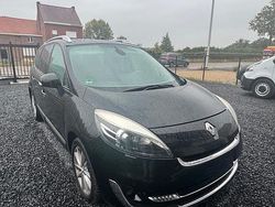 Schwarz Gebraucht 2012 Renault Scénic III Van / Kleinbus | 3.900 €