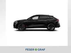 Mythosschwarz metallic Neu 2025 Audi SQ8 Ambiente SUV | 132.990 € (Etwas zu teuer)