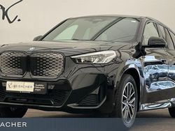 Schwarz Gebraucht 2023 BMW iX1 M Sport SUV | 39.340 € (Fairer Preis)