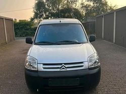 Grau Gebraucht 2009 Citroën Berlingo Limousine | 3.200 € (Fairer Preis)