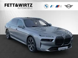 Andere Gebraucht 2023 BMW 740 Comfort Edition Limousine | 92.800 € (Etwas zu teuer)