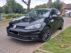 Schwarz Gebraucht 2018 VW Golf VII Join Kleinwagen | 13.900 € (Fairer Preis)