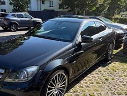 Schwarz Gebraucht 2012 Mercedes C250 Coupé | 9.000 € (Fairer Preis)