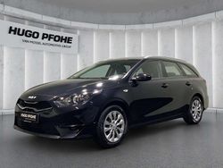 (1k) black pearl m (metallisch schwarz) Gebraucht 2023 Kia Ceed Kombi | 19.590 € (Guter Preis)