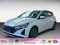 Atlas white (weiß) Gebraucht 2024 Hyundai i20 Comfort Kleinwagen | 19.400 € (Fairer Preis)