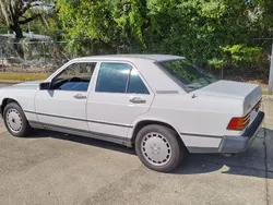 Weiß Gebraucht 1987 Mercedes 190 Limousine | 10.900 €