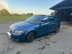 Blau Gebraucht 2005 Audi A3 Sportback Ambiente Limousine | 1.250 €