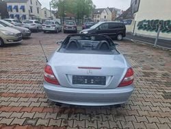 Tellursilber metalliclack Gebraucht 2005 Mercedes SLK200 Cabrio | 8.900 € (Fairer Preis)