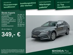 Graphitegrau metallic met. Gebraucht 2023 Skoda Superb Ambition Kombi | 28.689 €